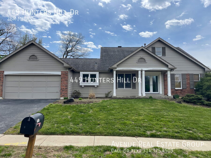 Foto principal - 3 bedroom 3 bath home