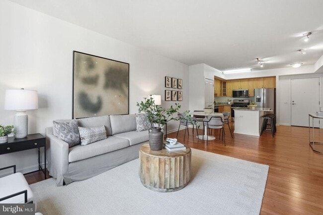 Foto del edificio - 440 L St NW