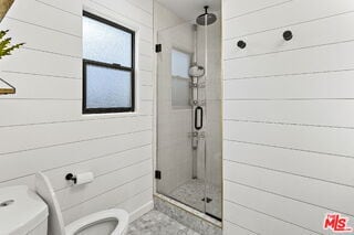 Foto del edificio - 3314 McLaughlin Ave