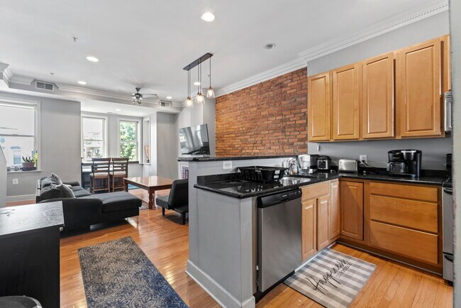 Foto del edificio - 523 Florida Ave NW