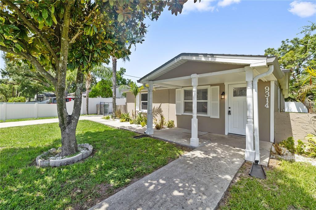 Foto principal - 9314 N Ashley St