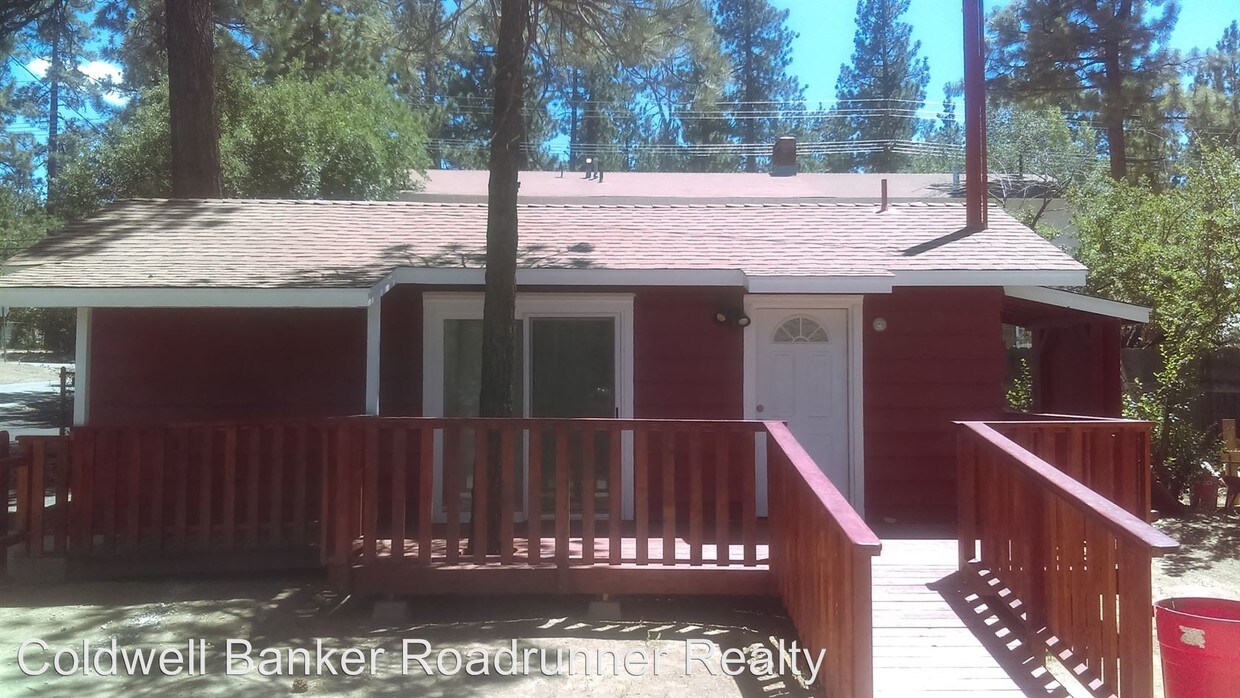 Foto principal - 660 E Big Bear Blvd