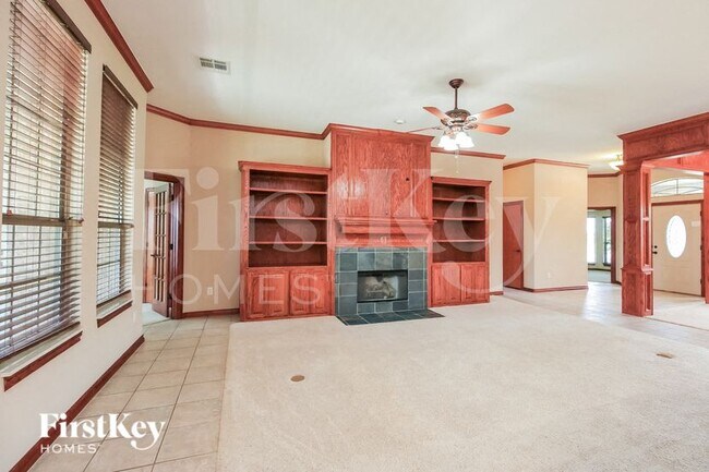Foto del edificio - 232 SW 136th St