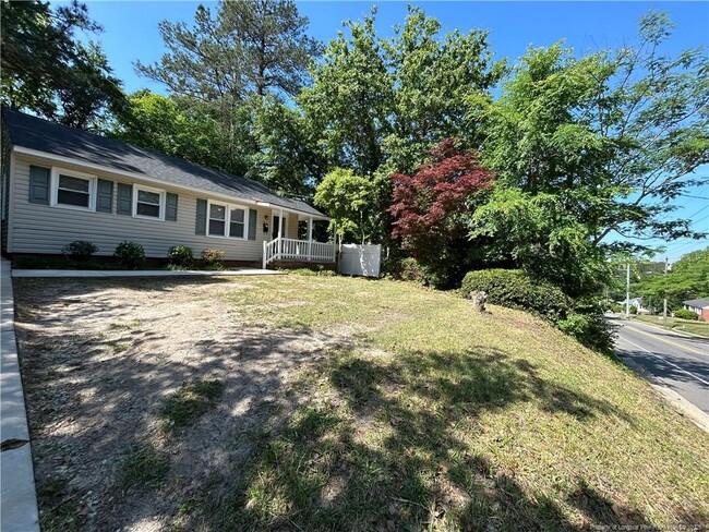 Building Photo - 211 Langdon St