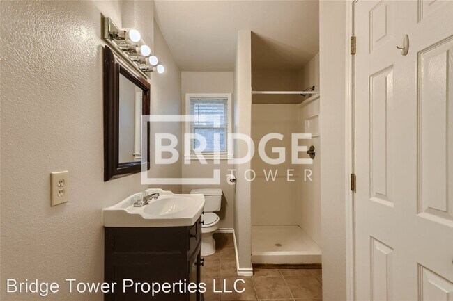 Building Photo - 3 br, 2 bath House - 817 S Vaden Street