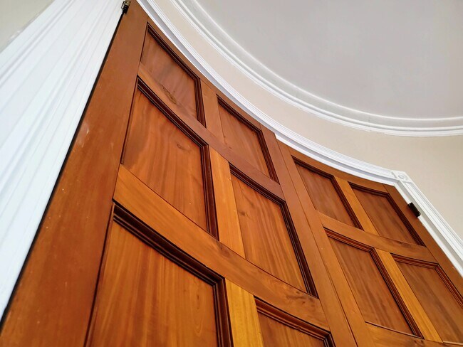 Foto del edificio - 52 E High St