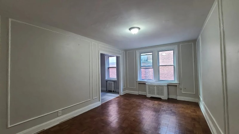 Primary Photo - 6820 Ludlow St