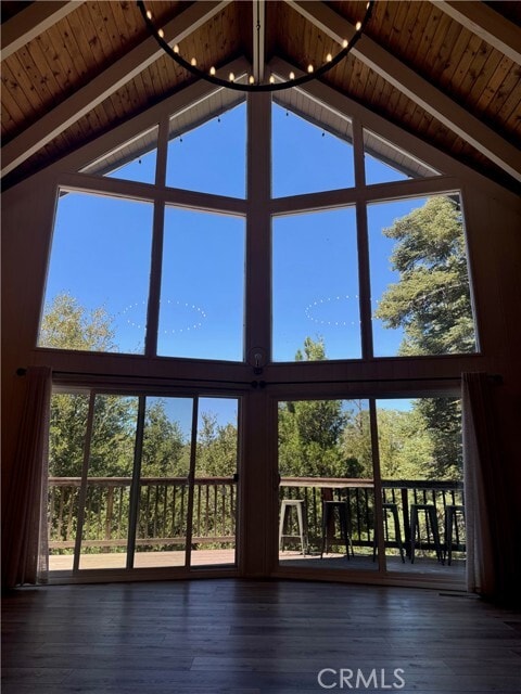 Foto del edificio - 956 Teakwood Dr