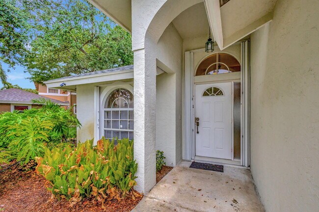 Foto del edificio - 13796 Yarmouth Dr