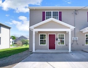 Building Photo - 2420 Lehman St