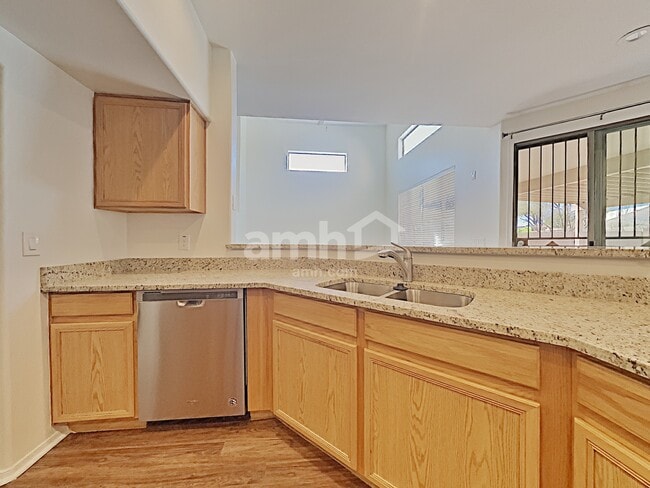 Building Photo - 2503 N Avenida TABICA