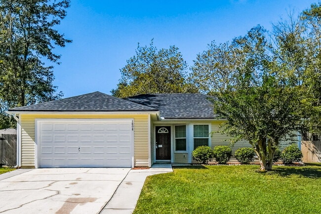 Building Photo - 1608 Twin Oak Dr W