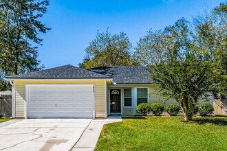 Building Photo - 1608 Twin Oak Dr W