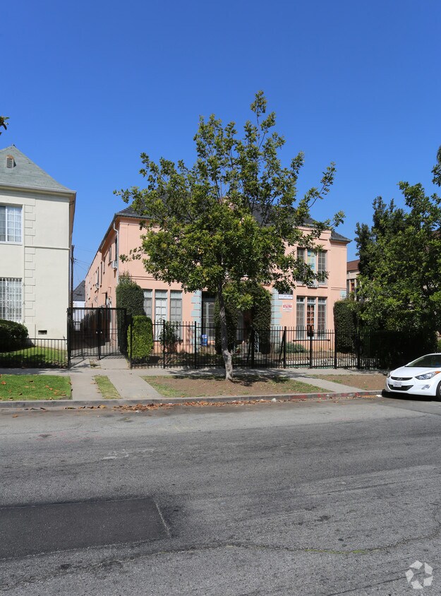 Foto del edificio - 931-935 S Hobart Blvd