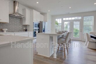 Building Photo - 112 Judson Ave