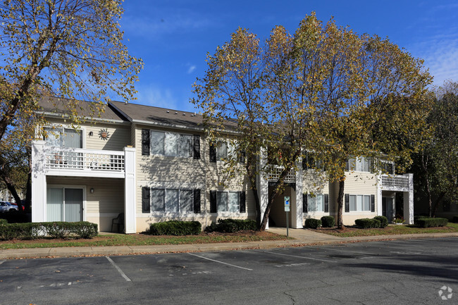 Crescent Oaks Apartments - Graham, NC | Apartments.com