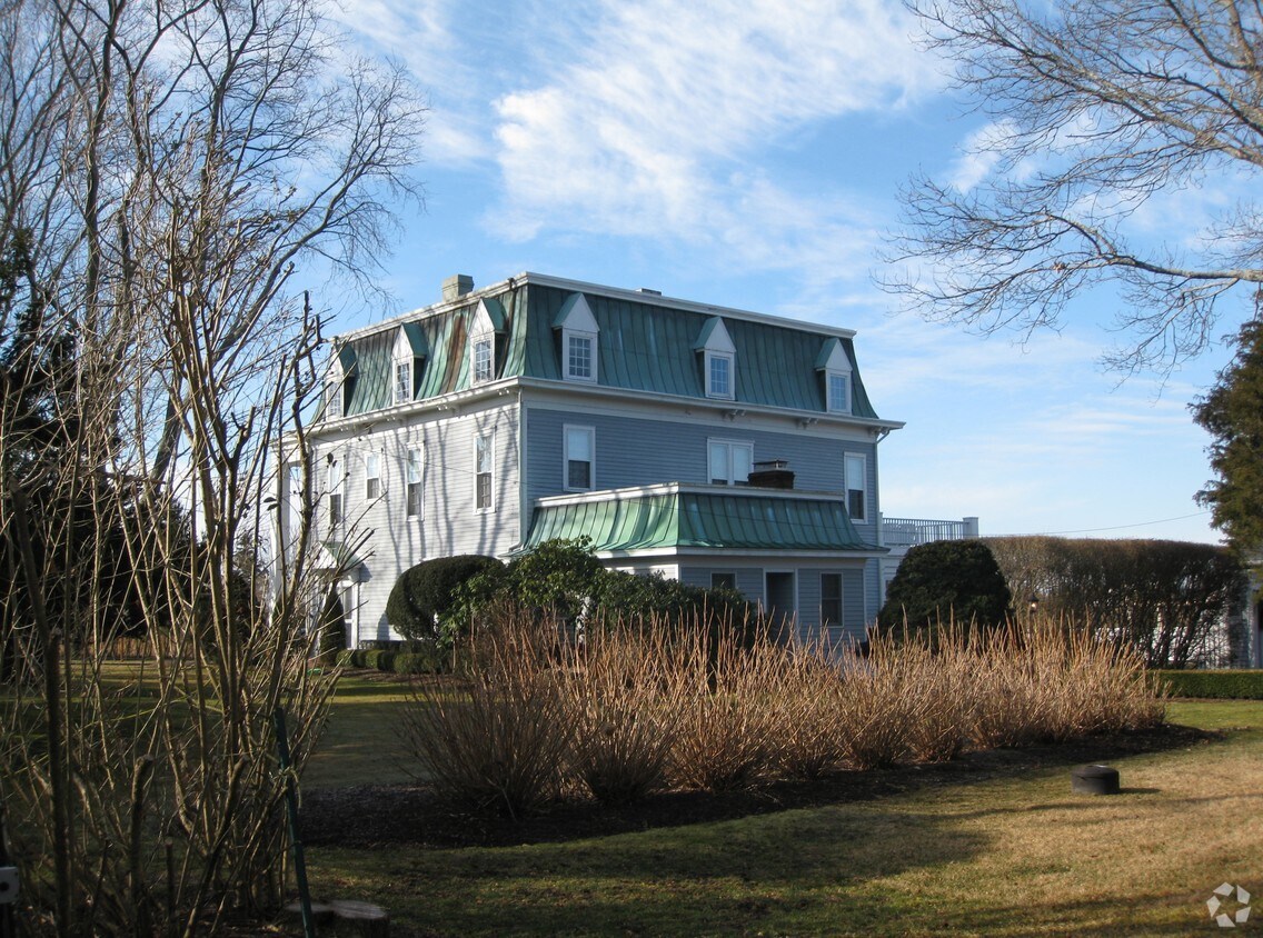 Foto del edificio - 13 Quantuck Ln
