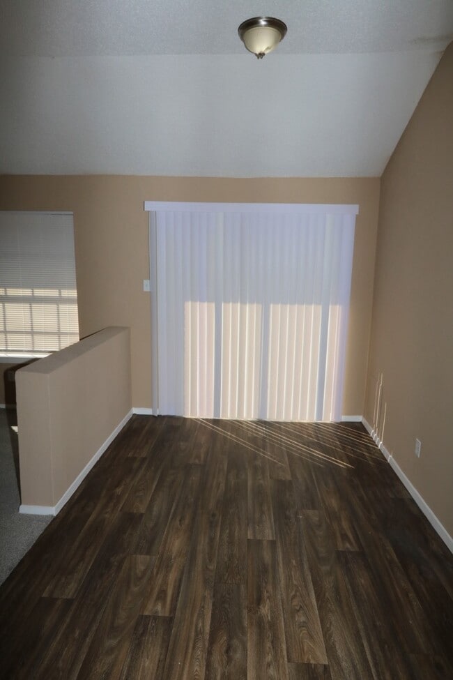 Building Photo - 4411 Prairie Meadow Dr