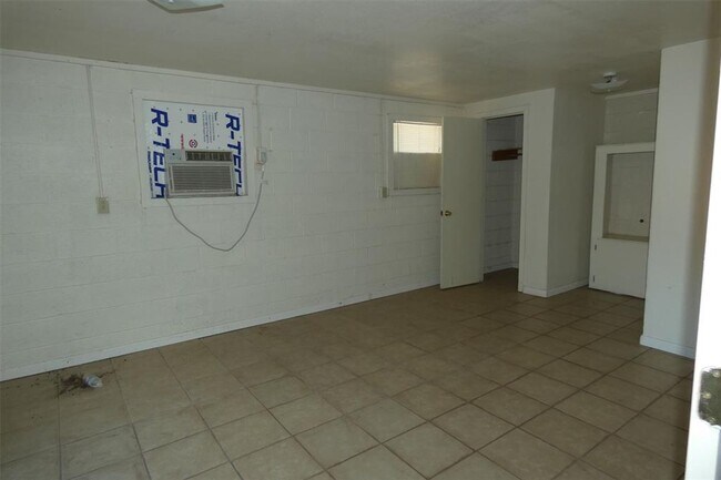 Foto del edificio - 10741 Nora Rd