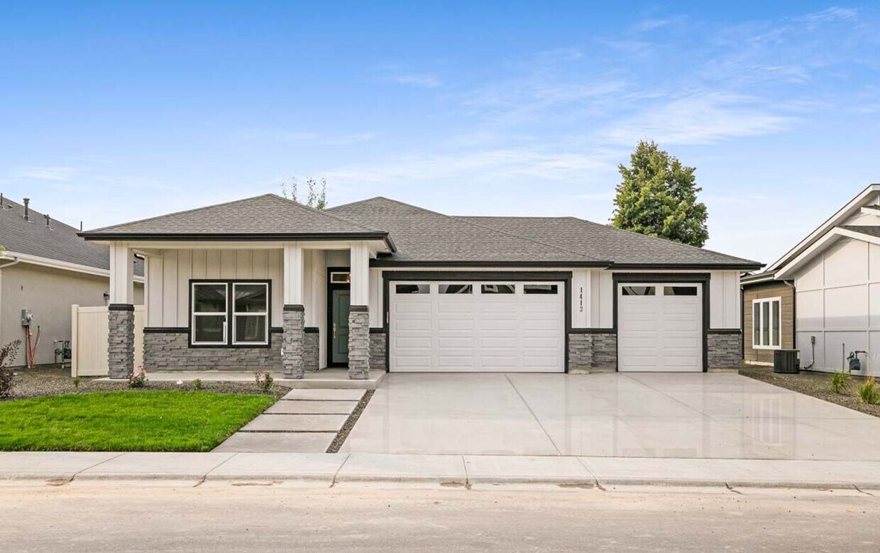 Primary Photo - OPEN HOUSE THIS WEEKEND!! Stunning Home Ca...