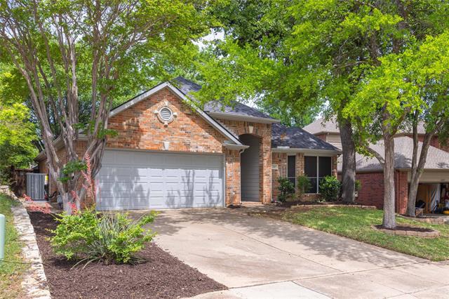 Foto del edificio - 2405 Pinehurst Ct