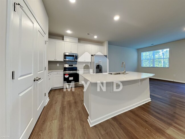 Foto del edificio - 3 br, 2.5 bath Townhome - 121 Eagle Chase Dr