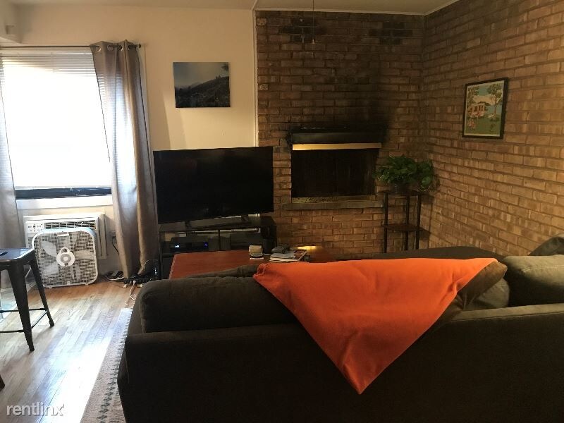 Foto principal - 1 br, 1 bath Apartment - 854 W ALtgeld