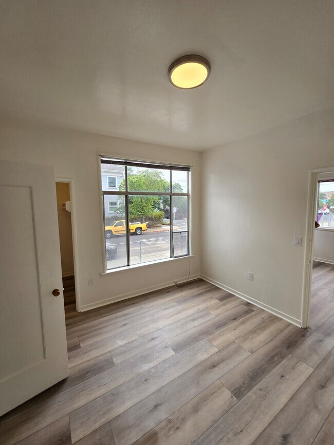Foto del edificio - 1049 56th St