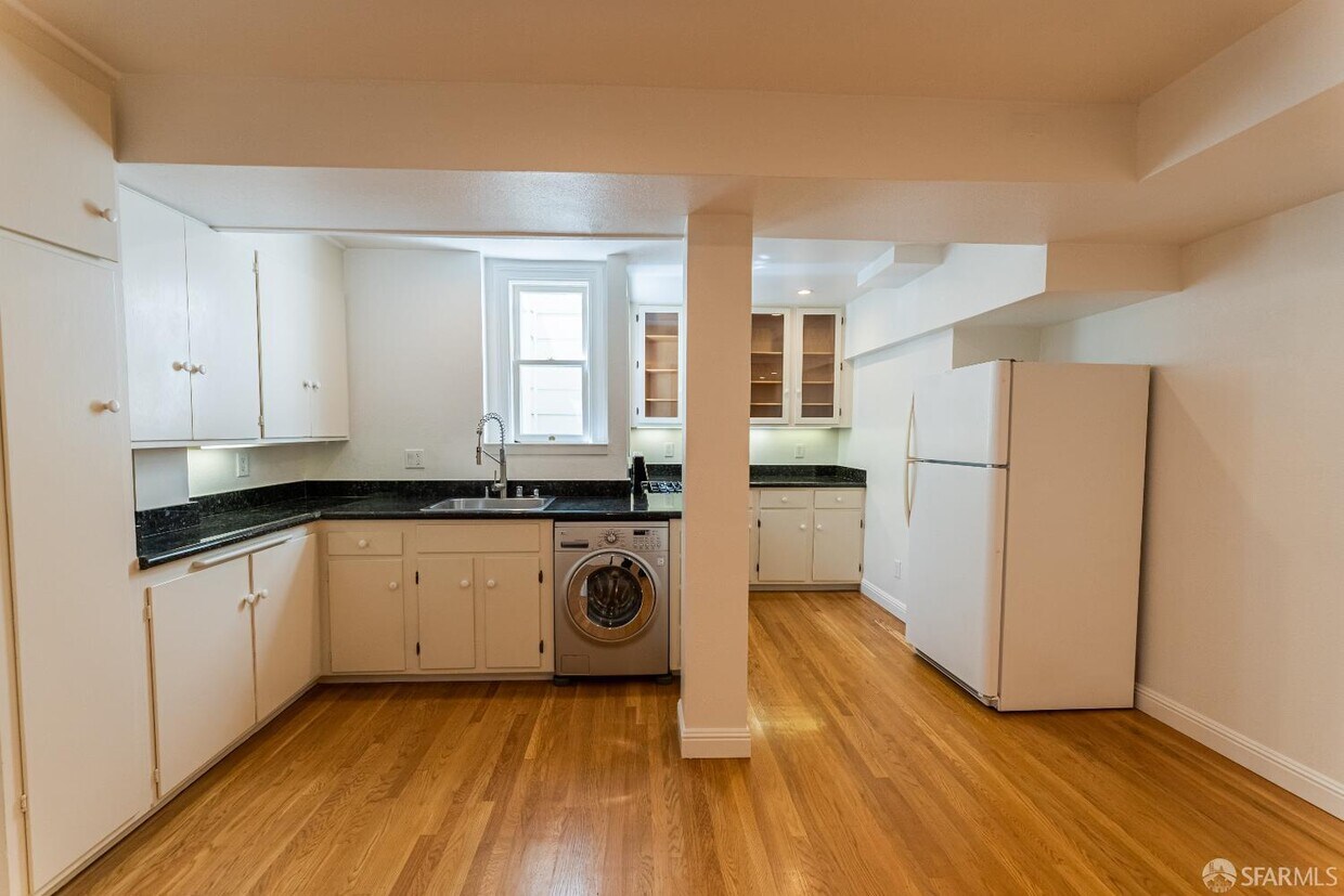 Foto principal - 2854 Jackson St