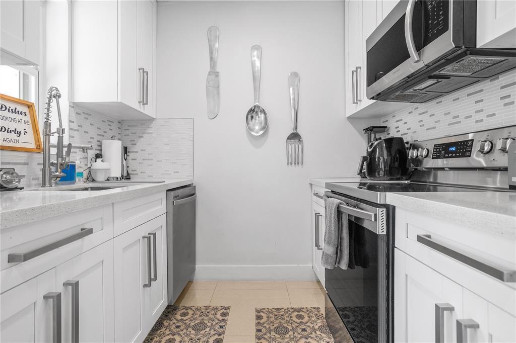 Foto principal - 1636 NW 6th Ave