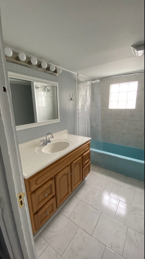 Foto del edificio - 732 Fairview St