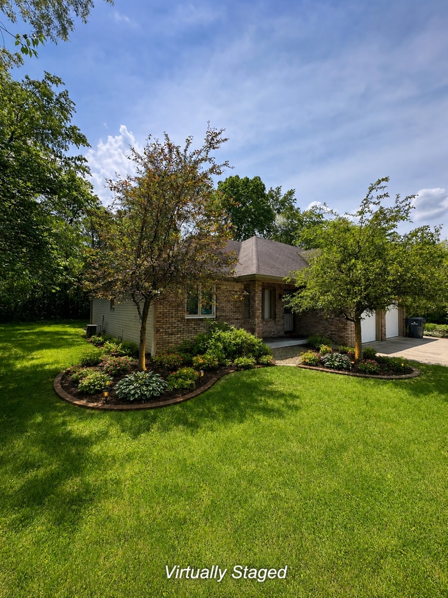 Building Photo - 14315 14317-14317 W Heather Ln