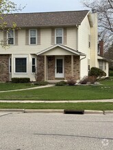 Building Photo - 7002 Longmeadow Rd