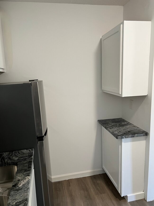 Building Photo - 5120 Rivers Ave