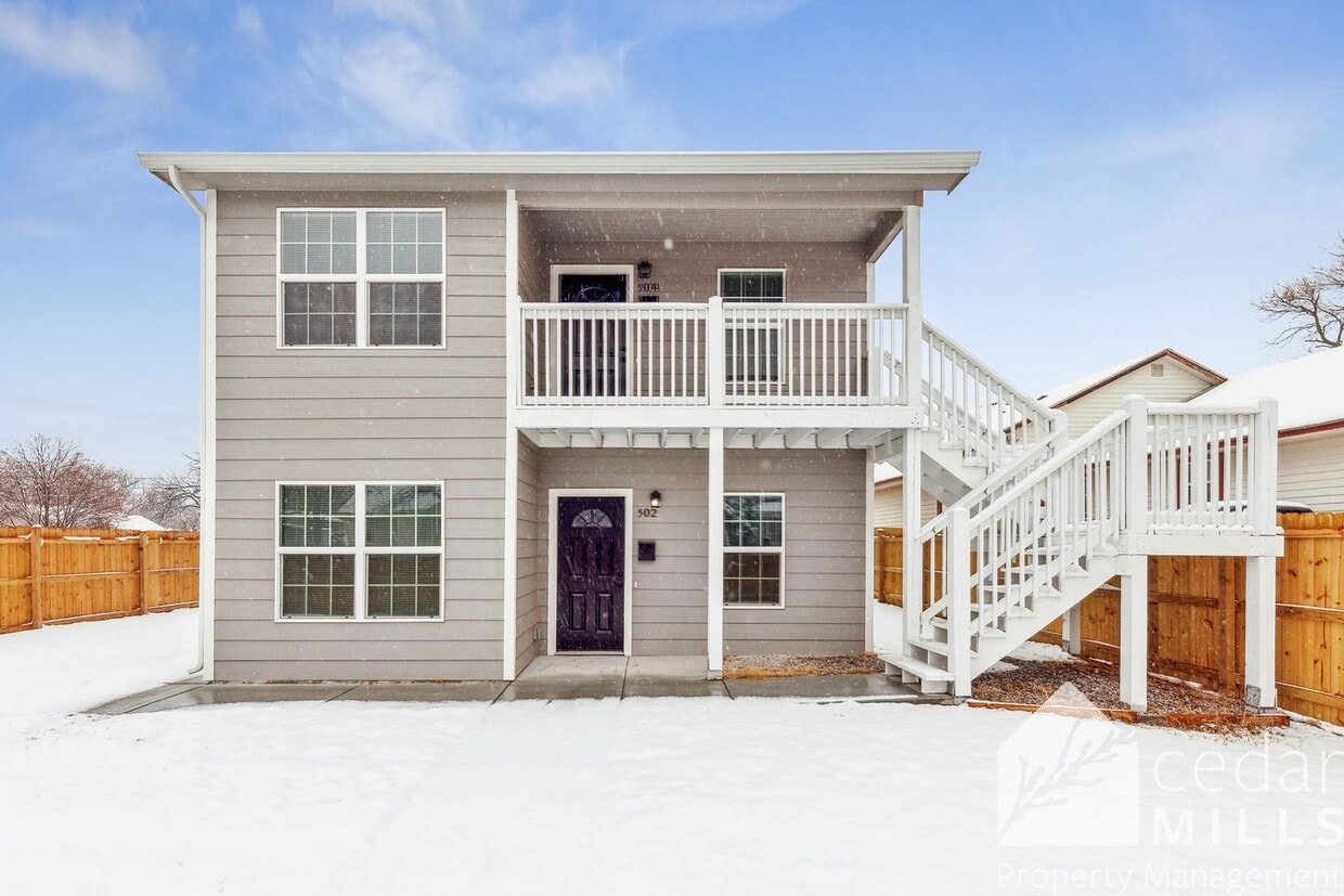 Primary Photo - BRAND NEW 3 bed 2 bath duplex available NOW!