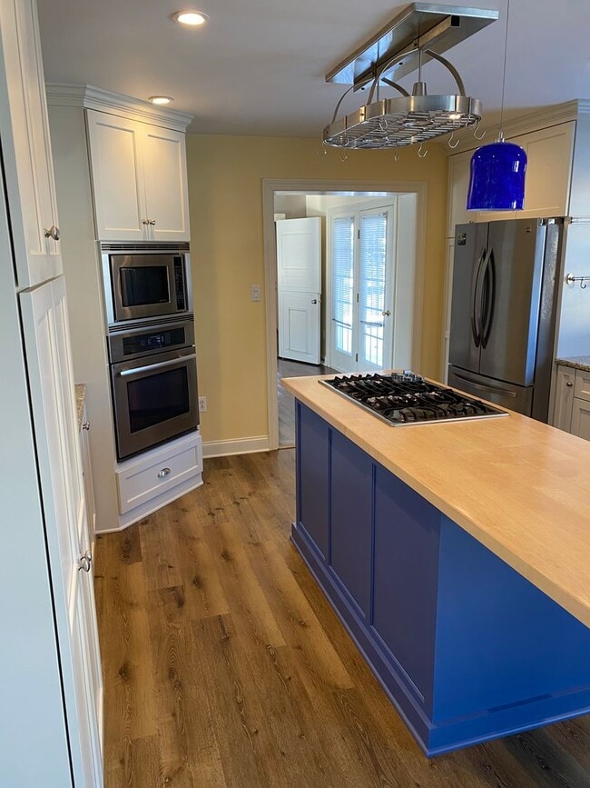 Building Photo - 1973 Millport Rd