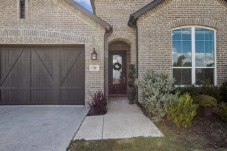 Building Photo - 1205 Roundwash Wy