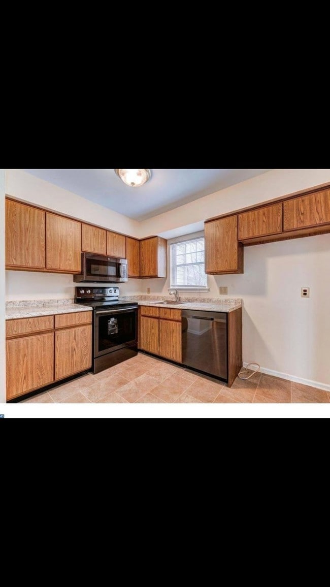 2504 Oxford Ct, Hatfield, PA 19440 Townhome Rentals in Hatfield PA