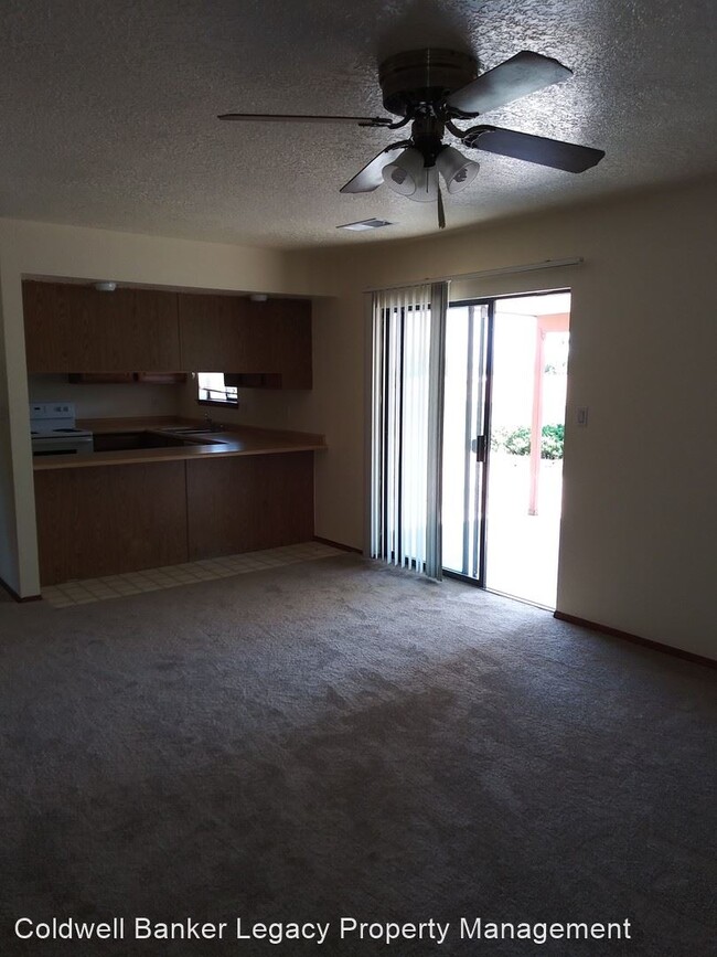 Building Photo - 3 br, 2 bath House - 4908 BUTTERFIELD TR NW