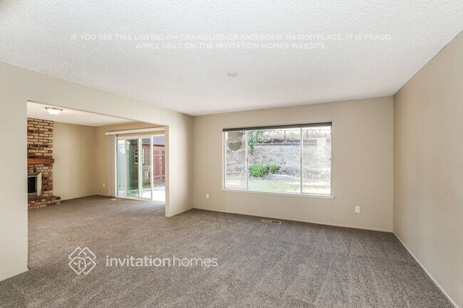 Foto del edificio - 2425 Grimsby Dr