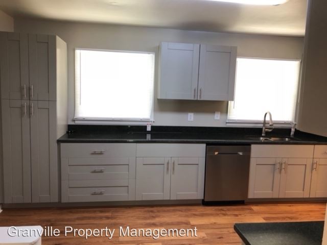 Foto del edificio - 295 Harris Manor Dr SW