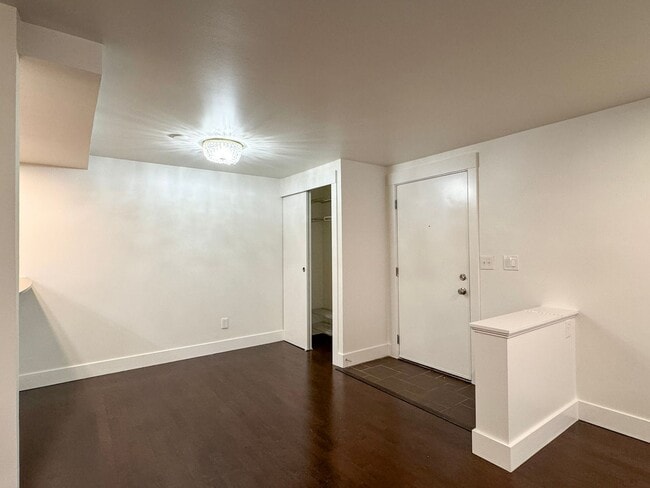 Photo - Great Location! Northlake 2bd/1bth Condo, ...