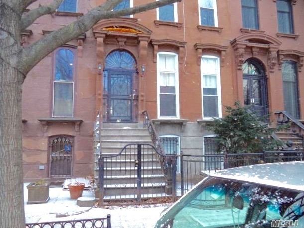 Primary Photo - 294 Greene Ave