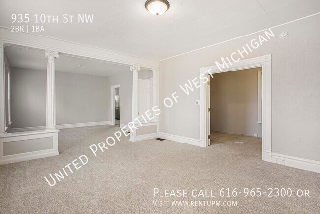 Foto del edificio - Available Now | 2 Bedroom 1 Bathroom Duple...
