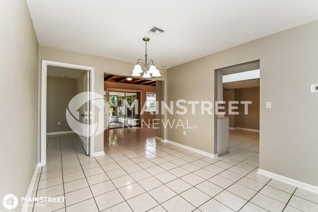 Foto del edificio - 11300 Orange Blossom DR, Bonita Springs, F...