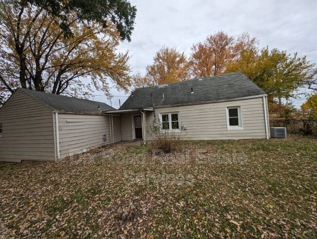 Building Photo - 1047 Lexington Ave