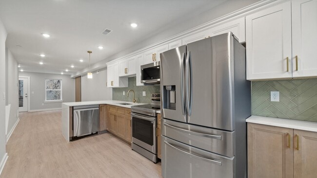 Building Photo - 1432 Ogden St