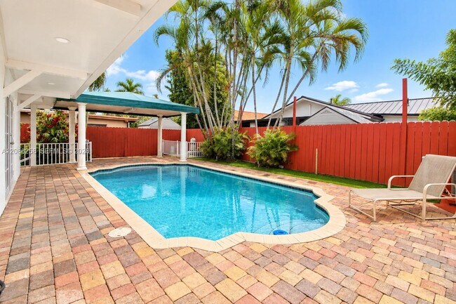 Building Photo - Southwest 51st Street, Miami, FL 33175 - 3 BR 2 BA single-family home