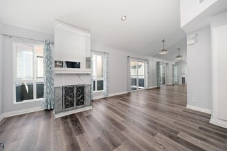 Building Photo - 24 Seaside Cir