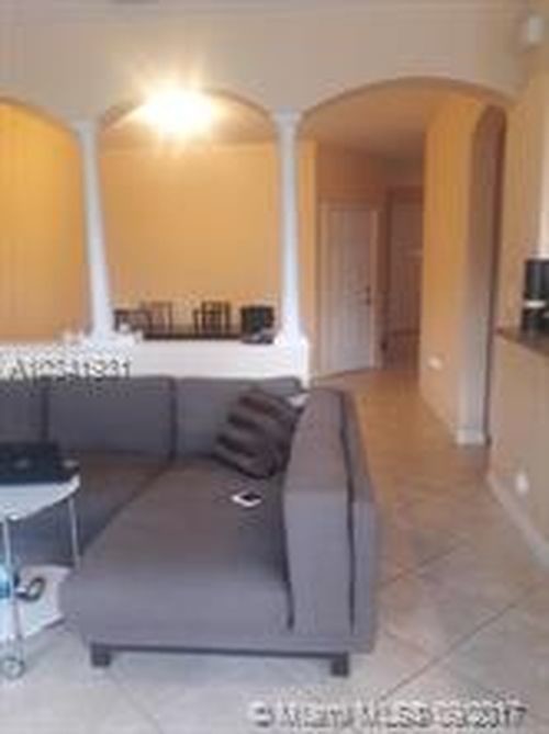 Foto del edificio - 10361 NW 32nd Ter